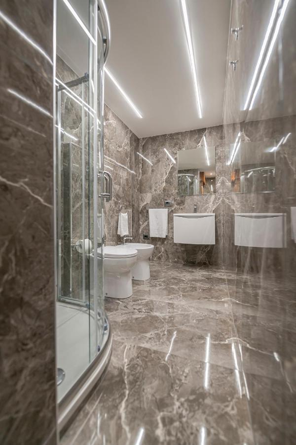 Domus Aurea Bed & Breakfast ชากกา ภายนอก รูปภาพ