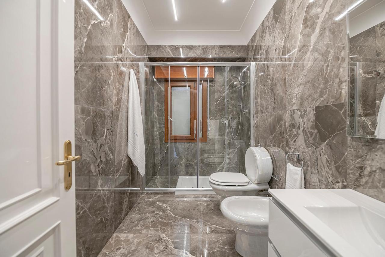 Domus Aurea Bed & Breakfast ชากกา ภายนอก รูปภาพ