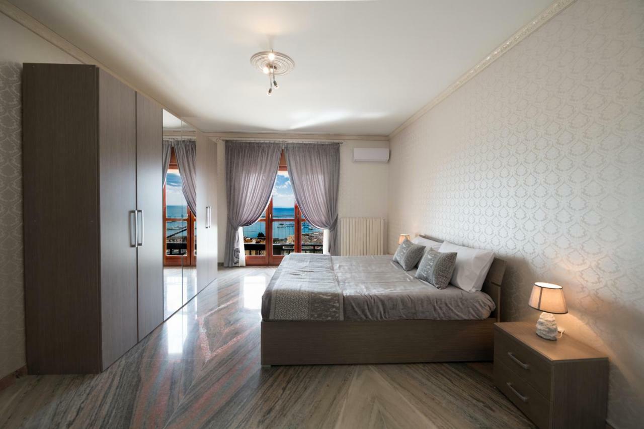 Domus Aurea Bed & Breakfast ชากกา ภายนอก รูปภาพ
